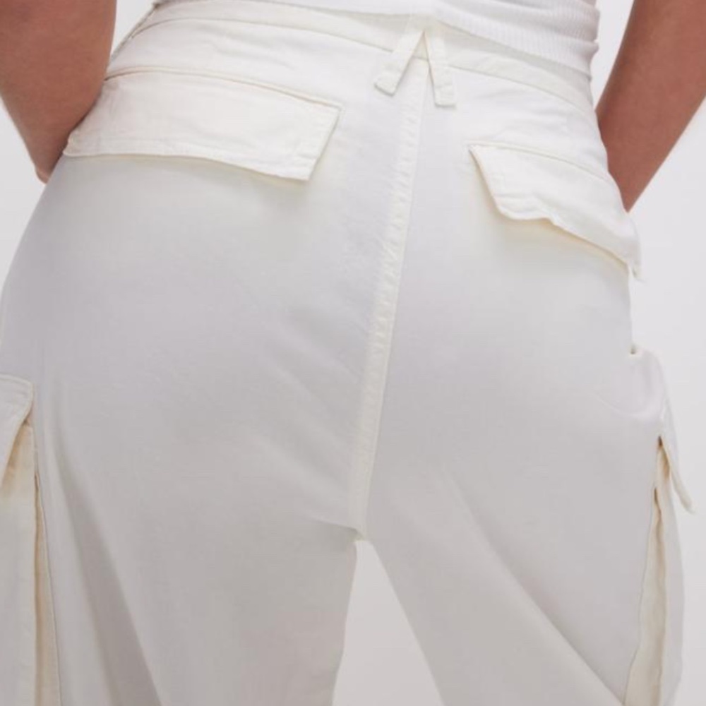 Good American Baggy Cargo Pants in Cloud White sz 6 NWT - Picture 4 of 8